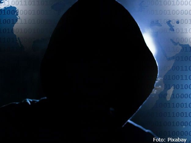 hacker_62504.jpg hacker_62504.jpg